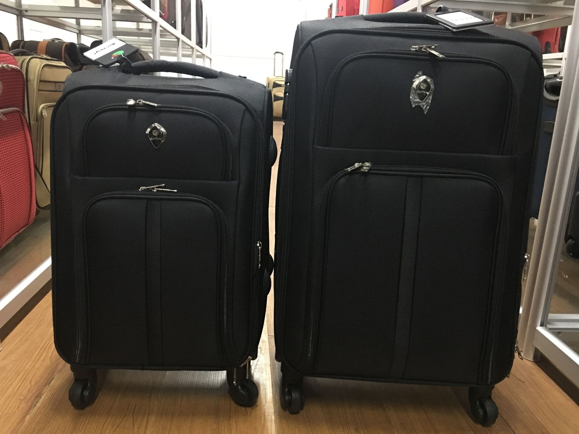 新颖时尚流行行李箱旅行箱布箱